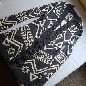 Geometric lightweight Cardigan